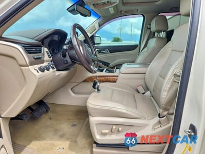 Zdjęcie 7 z 13 samochodu: 2015 GMC YUKON XL DENALI VIN:1GKS2JKJ4FR648982 - miniatura