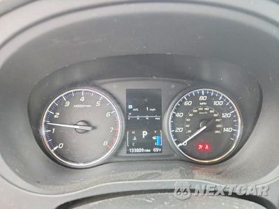 Zdjęcie 9 z 13 samochodu: 2020 MITSUBISHI OUTLANDER SE VIN:JA4AD3A32LZ044076 - miniatura
