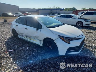 Czwarte zdjęcie samochodu z boku: 2021 TOYOTA COROLLA SE NIGHTSHADE EDITION VIN:5YFS4MCE5MP075719 - miniatura