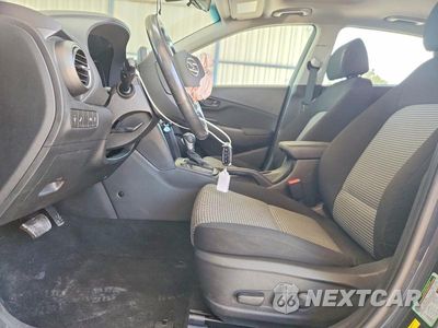 Zdjęcie 7 z 12 samochodu: 2019 HYUNDAI KONA SEL VIN:KM8K6CAAXKU326234 - miniatura