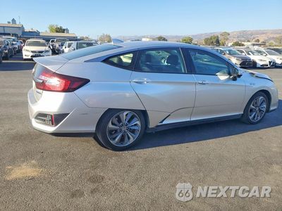 Trzecie zdjęcie samochodu z tyłu: 2018 HONDA CLARITY VIN:JHMZC5F19JC022671 - miniatura