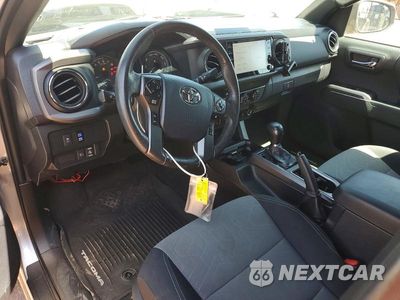 Zdjęcie 8 z 13 samochodu: 2020 TOYOTA TACOMA TRD OFF-ROAD VIN:3TYSZ5AN4LT004001 - miniatura