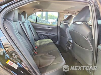Zdjęcie 10 z 13 samochodu: 2019 TOYOTA CAMRY SE VIN:4T1B11HK4KU248583 - miniatura