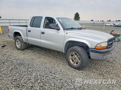 Czwarte zdjęcie samochodu z boku: 2003 DODGE DAKOTA QUAD SLT VIN:1D7HG48N83S146652 - miniatura