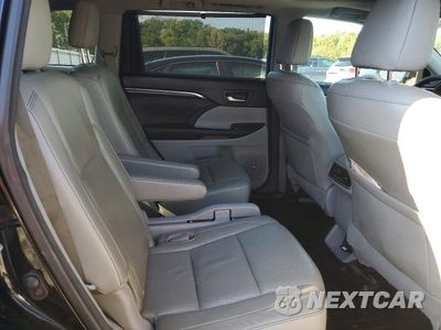 Zdjęcie 10 z 12 samochodu: 2015 TOYOTA HIGHLANDER LIMITED VIN:5TDDKRFH9FS133374 - miniatura