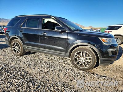 Czwarte zdjęcie samochodu z boku: 2018 FORD EXPLORER SPORT VIN:1FM5K8GT3JGB80285 - miniatura