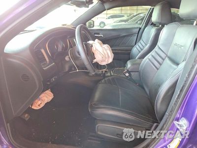 Zdjęcie 7 z 13 samochodu: 2016 DODGE CHARGER SRT HELLCAT VIN:2C3CDXL92GH203289 - miniatura
