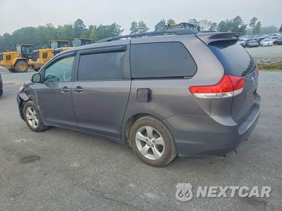 Drugie zdjęcie samochodu z przodu: 2013 TOYOTA SIENNA LE VIN:5TDKK3DC6DS360238 - miniatura