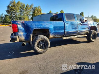 Trzecie zdjęcie samochodu z tyłu: 2016 CHEVROLET SILVERADO K3500 HIGH COUNTRY VIN:1GC4K1E89GF134237 - miniatura