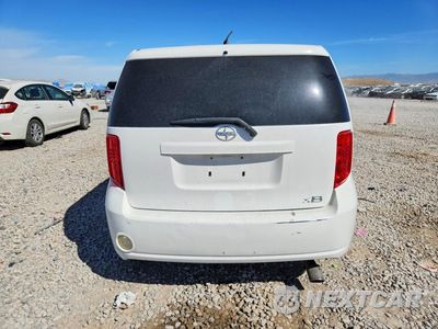 Zdjęcie 6 z 12 samochodu: 2008 SCION XB BASE VIN:JTLKE50E981018221 - miniatura