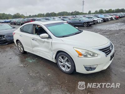 Czwarte zdjęcie samochodu z boku: 2013 NISSAN ALTIMA 2.5 VIN:1N4AL3AP9DC161157 - miniatura