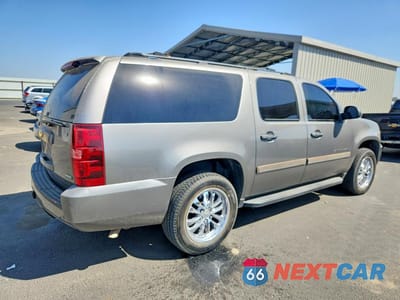 Trzecie zdjęcie samochodu z tyłu: 2007 CHEVROLET SUBURBAN C1500 VIN:1GNFC16087J248510 - miniatura