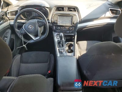 Zdjęcie 8 z 13 samochodu: 2017 NISSAN MAXIMA 3.5 S VIN:1N4AA6AP9HC423742 - miniatura