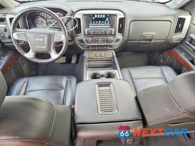 Zdjęcie 8 z 12 samochodu: 2018 GMC SIERRA K1500 SLT VIN:3GTU2NEC4JG523899 - miniatura