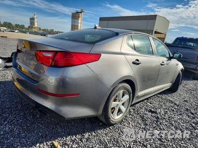 Trzecie zdjęcie samochodu z tyłu: 2015 KIA OPTIMA LX VIN:5XXGM4A72FG507818 - miniatura
