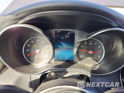 Zdjęcie 9 z 12 samochodu: 2019 MERCEDES-BENZ C 300 VIN:55SWF8DB1KU304587 - miniatura