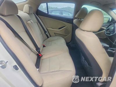 Zdjęcie 10 z 12 samochodu: 2013 KIA OPTIMA LX VIN:5XXGM4A75DG224018 - miniatura