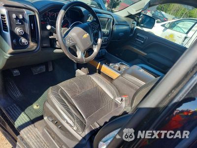 Zdjęcie 8 z 12 samochodu: 2018 CHEVROLET SILVERADO K1500 LTZ VIN:3GCUKSEC1JG631086 - miniatura