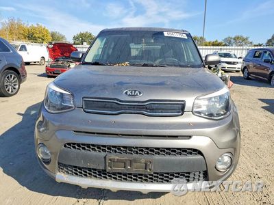 Piąte zdjęcie samochodu w środku: 2018 KIA SOUL + VIN:KNDJP3A51J7538842 - miniatura