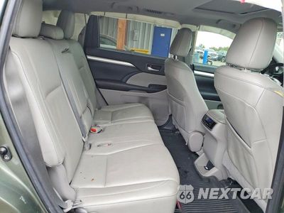 Zdjęcie 10 z 12 samochodu: 2018 TOYOTA HIGHLANDER XLE VIN:5TDJZRFH7JS816455 - miniatura