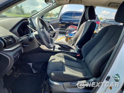 Zdjęcie 7 z 13 samochodu: 2025 MITSUBISHI ECLIPSE CROSS LE VIN:JA4ATVAA1SZ009072 - miniatura