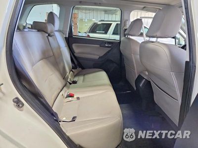 Zdjęcie 10 z 13 samochodu: 2018 SUBARU FORESTER 2.5I LIMITED VIN:JF2SJAJCXJH442096 - miniatura