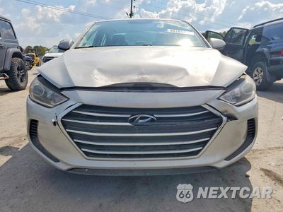 Piąte zdjęcie samochodu w środku: 2018 HYUNDAI ELANTRA SE VIN:5NPD74LF4JH374944 - miniatura