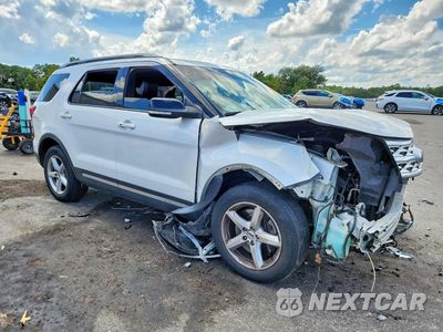 Czwarte zdjęcie samochodu z boku: 2018 FORD EXPLORER XLT VIN:1FM5K7D89JGC63732 - miniatura