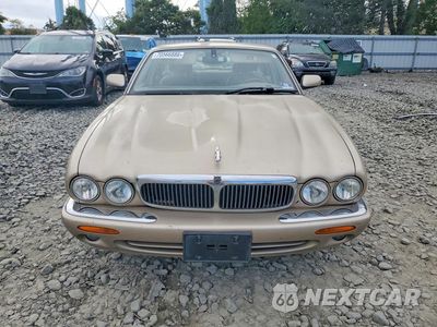 Piąte zdjęcie samochodu w środku: 2003 JAGUAR XJ8 VIN:SAJDA14C33LF54200 - miniatura