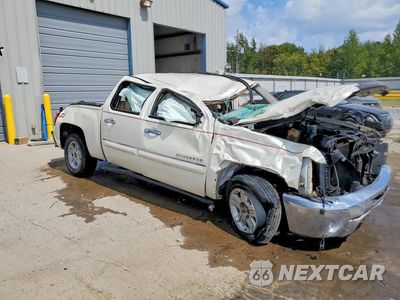 Czwarte zdjęcie samochodu z boku: 2013 CHEVROLET SILVERADO K1500 LT VIN:3GCPKSE75DG290537 - miniatura