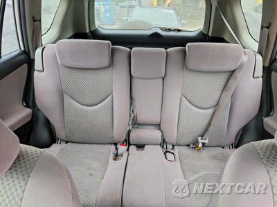 Zdjęcie 10 z 13 samochodu: 2006 TOYOTA RAV4 BASE VIN:JTMBD33V065009539 - miniatura