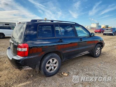 Trzecie zdjęcie samochodu z tyłu: 2005 TOYOTA HIGHLANDER BASE VIN:JTEGP21A950061086 - miniatura