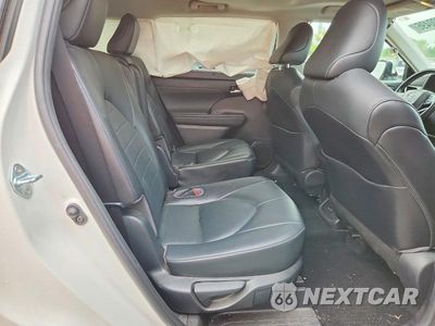 Zdjęcie 11 z 13 samochodu: 2021 TOYOTA HIGHLANDER XLE VIN:5TDGZRBH4MS533922 - miniatura