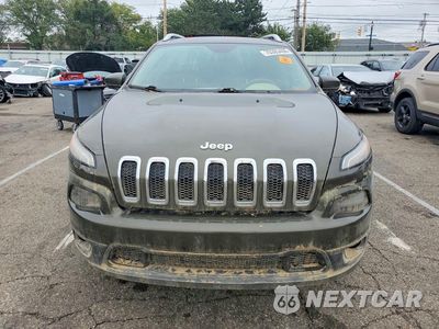 Piąte zdjęcie samochodu w środku: 2015 JEEP CHEROKEE LATITUDE VIN:1C4PJLCS6FW656915 - miniatura