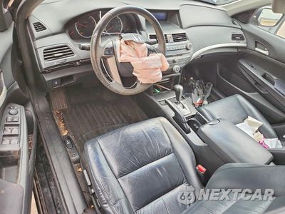 Zdjęcie 8 z 12 samochodu: 2012 HONDA ACCORD SE VIN:1HGCP2F61CA131860 - miniatura