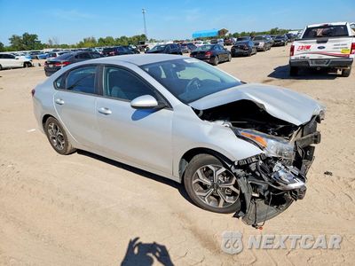 Czwarte zdjęcie samochodu z boku: 2020 KIA FORTE LXS VIN:3KPF24AD9LE152285 - miniatura