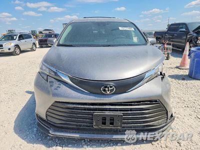 Piąte zdjęcie samochodu w środku: 2026 TOYOTA SIENNA LE VIN:5TDKRKEC4TS333218 - miniatura