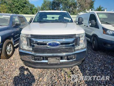 Piąte zdjęcie samochodu w środku: 2019 FORD F550 SUPER DUTY VIN:1FD0W5HY7KEF90964 - miniatura