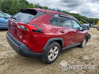 Trzecie zdjęcie samochodu z tyłu: 2020 TOYOTA RAV4 XLE VIN:2T3P1RFV0LW129360 - miniatura