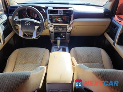 Zdjęcie 8 z 13 samochodu: 2010 TOYOTA 4RUNNER SR5 VIN:JTEZU5JR2A5011586 - miniatura