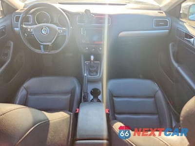 Zdjęcie 8 z 12 samochodu: 2017 VOLKSWAGEN JETTA SE VIN:3VWDB7AJ1HM223830 - miniatura