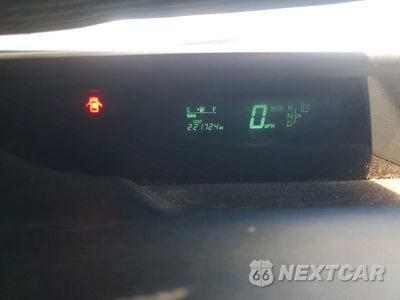 Zdjęcie 9 z 12 samochodu: 2005 TOYOTA PRIUS BASE VIN:JTDKB20U657052491 - miniatura