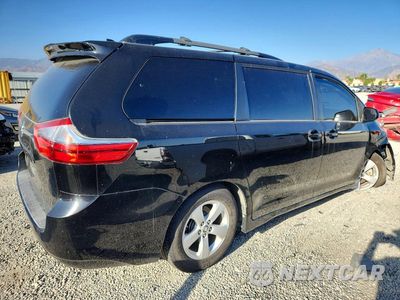 Trzecie zdjęcie samochodu z tyłu: 2020 TOYOTA SIENNA LE VIN:5TDKZ3DC5LS045361 - miniatura