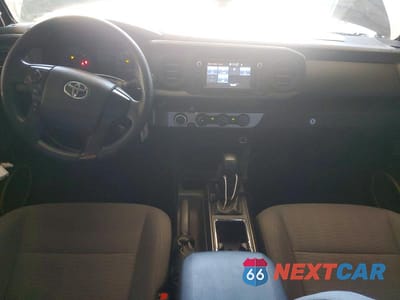 Zdjęcie 8 z 13 samochodu: 2017 TOYOTA TACOMA SR V6 VIN:3TMCZ5AN7HM113835 - miniatura