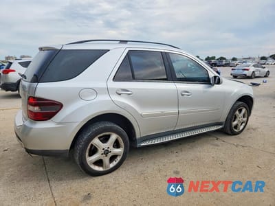 Trzecie zdjęcie samochodu z tyłu: 2008 MERCEDES-BENZ ML 320 CDI VIN:4JGBB22E68A348975 - miniatura