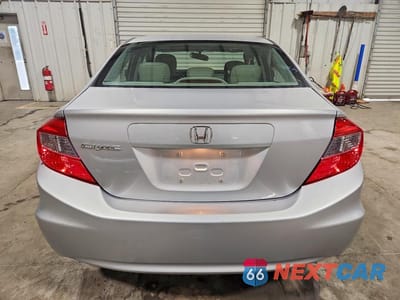 Zdjęcie 6 z 13 samochodu: 2012 HONDA CIVIC EXL VIN:19XFB2F96CE308369 - miniatura