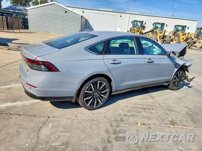Trzecie zdjęcie samochodu z tyłu: 2024 HONDA ACCORD TOURING HYBRID VIN:1HGCY2F83RA090946 - miniatura