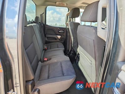 Zdjęcie 10 z 12 samochodu: 2018 CHEVROLET SILVERADO C1500 LT VIN:2GCRCREC2J1104100 - miniatura