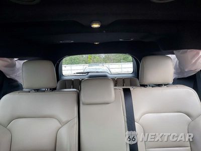Zdjęcie 10 z 13 samochodu: 2019 FORD EXPLORER XLT VIN:1FM5K8D85KGA81601 - miniatura