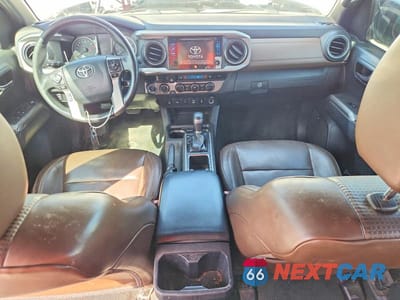 Zdjęcie 8 z 12 samochodu: 2016 TOYOTA TACOMA LIMITED VIN:5TFGZ5AN4GX035511 - miniatura